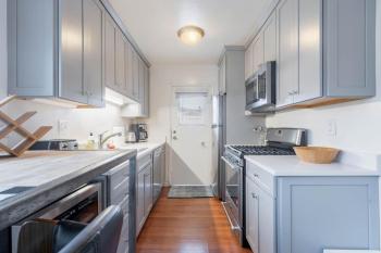 Sawtelle Serenity- Modern Comfort, Los Angeles (fotografie 3)