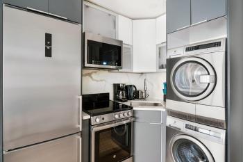 75-1D New 1BR prime UES W D the unit Best Value, New York (photo 3)