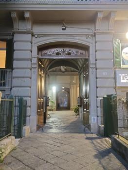 Amedeo Square, Neapel (Foto 3)