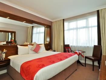 Flannery's Hotel, Galway (photo 4)