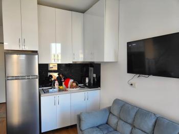 Ida Central Studio Apartment, Tirana (photo 2)