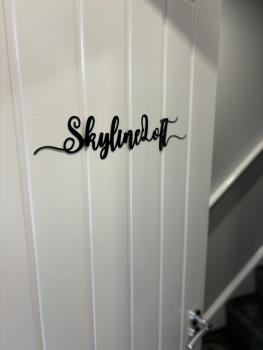 Skyline Loft - Modern Private King Room with Ensuite, Birmingham (foto 2)