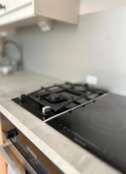 Bright 1BR apartment in Kallio with best location, Helsinky (fotografie 4)
