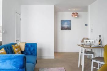 Stylish Flat with Stunning Sea Views Ilfracombe, Ilfracombe (photo 4)
