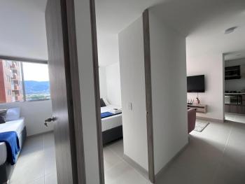 Hermoso apto en poblado con piscina, Medellín (Foto 3)