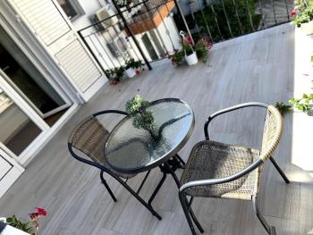 Florents 1-Bd Villa, free parking and garden, Tirana (photo 5)