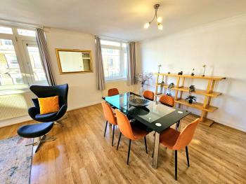 Bright & Spacious Home in Building with Lift, right next to Bayswater Station - Walk to Kensington Palace, Hyde Park, Little Venice & Notting Hill, Londýn (fotografie 5)
