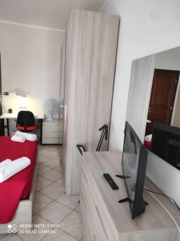 APPARTAMENTO SANTA RITA Con due Camere InalpiArena 9 min CENTRO CITTA, Turín (fotografie 5)
