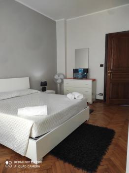APPARTAMENTO SANTA RITA Con due Camere InalpiArena 9 min CENTRO CITTA, Turín (fotografie 2)