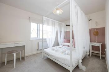 Trox Home - Cosy Vibes - FREE Parking - Zero Fuss, Манчестер (фото 3)