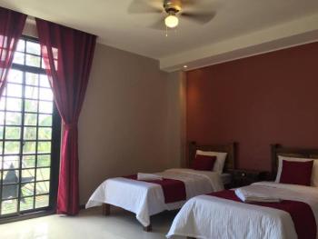 Answer hotel, Puerto Galera (photo 5)