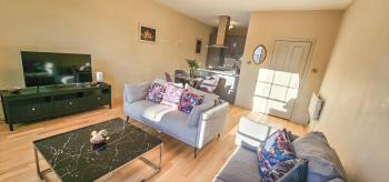 Royal Mile - Bright 2 Bedroom Apartment, Édimbourg (photo 2)