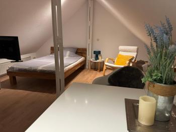 Freundliches City-Apartment mit Balkon & Skyline-Blick - Easy Stay Wuppertal, Wuppertal (photo 2)