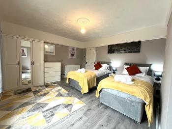 Spacious home sleeps 8 Nr Etihad Coop Live & City, Manchester (zdjęcie 3)
