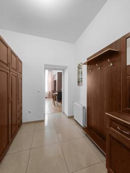 Charming One-Bedroom Apartment Near Millennium, Vienna (photo 3)