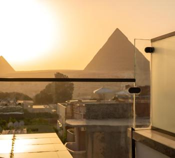 The Sun, Sand, and Pyramids of Heaven, Kair (zdjęcie 3)