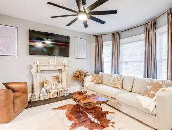 Upscale Home near Downtown Cle, R&R HoF, Beach, Arena, Cleveland (Foto 2)