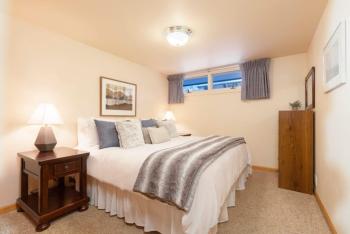 Comfort & Location - 2 BR, 2BA - Steps to Town, Aspen (foto 4)