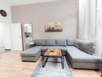 Cozy Apartments in Central Location with Free Parking, Vienne (photo 2)