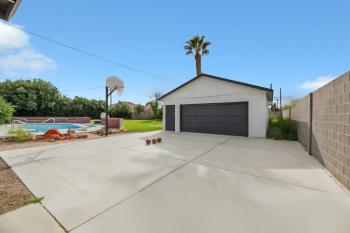 Heated Pool Modern Ranch Villa 10 Min to Strip, Las Vegas (foto 2)