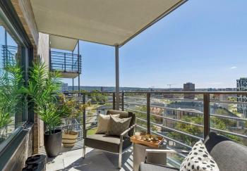 Top modern, big balcony, fully equipped, free parking, in family friendly area, Oslo (Foto 3)