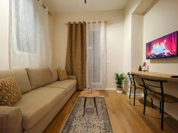 AJ Apartments - Hidden Gem in front of Taiwan Center, Tirana (photo 2)