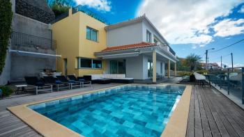 Estrela do Mar - by LovelyStay - Lovely, Sun Filled Villa, Calheta (foto 2)