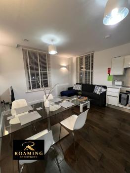 Sleeps 8 - Central - Free Secure Parking - 2 Bath, Reading (fotografie 3)