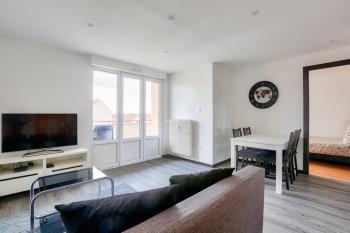 Lovely 2 BR Flat with balcony near the city centre, Strasbourg (photo 2)