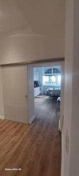 Quiet room with private bathroom in a local home, Berlín (fotografie 5)