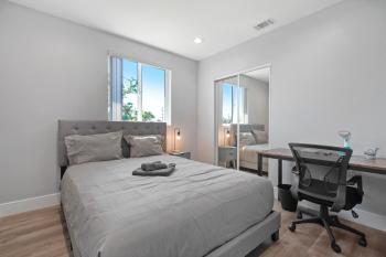 Modern Bedroom, Los Angeles (zdjęcie 4)