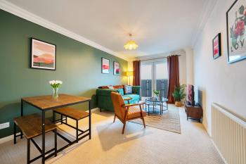 2BR Flat Central Location with Free Parking, Глазго (фото 2)