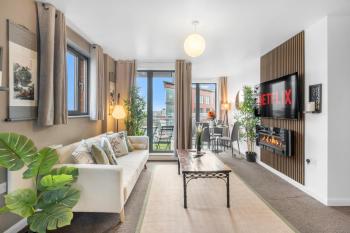 Orient City Loft with Free Parking, Balcony, and Netflix, Бирмингем (фото 3)