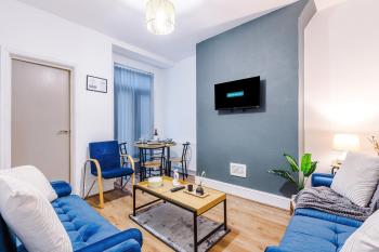 Modern Manchester 3-bed home , sleeps 7, FREE parking & close to city centre, Mánchester (foto 4)