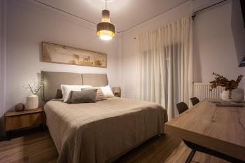 Ariston!Μικρο ρετιρέ στο Θησείο, Athens (photo 5)