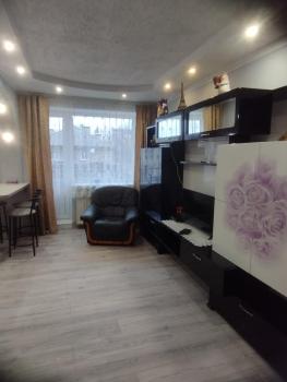 Дизайнерська квартира у центрі міста, Ужгород (фото 5)