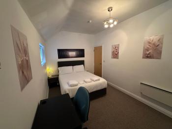 Stunning Birmingham City Center Apartment - Sleeps 4 - Free Parking, Netflix, Prime, Disney, Birmingham (Foto 4)