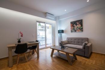 Arie Central Apartments by Live & Travel, Athens (photo 2)