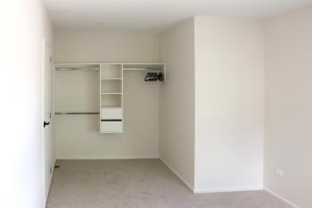 Luxe Modern Large Bedroom with Shared Kitchen and Amenities, Auckland (photo 4)