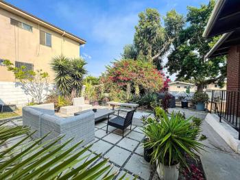 Bright 2-BR Home Near LAX with Shared Yard - SH2-LAD, Los Angeles (fotografie 5)
