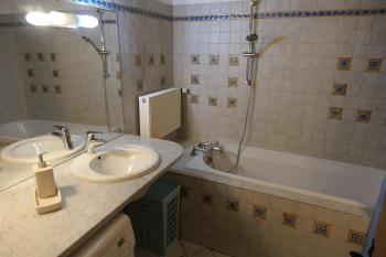Vintage barn one-bedroom flat, Riga (foto 4)