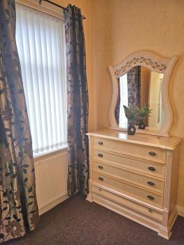 GO BIG ! Entire cozy House for max 8 people near city center, Manchester (fotografie 4)