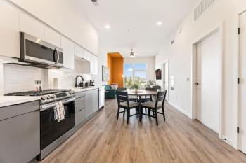 Modern Living, Stunning city views, 1Mile to Dodger Stadium, Los Angeles (fotografie 3)
