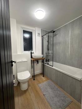 House-Sleeps8-Parking-Garden, Leeds (Foto 5)