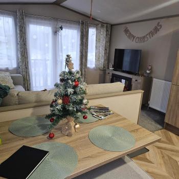 Escape in Carnforth Lodge - Sleeps 6, Carnforth (photo 3)