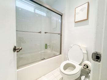 Serene 1-BR Haven Near Ocean Views - VE4-VE, Los Angeles (photo 5)