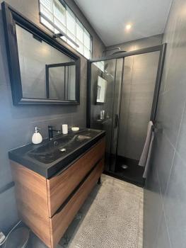 2 Bedroom Ocean Montagne view Apartment, Nizza (Foto 4)