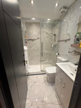 Modern House Apartment Stratford E15 London - Sleeps 2 - 9, Fast Links to Central London, Near O2, Greenwich & Olympic Park, Child-Friendly Garden, Free Parking, Free WiFi, Londyn (zdjęcie 5)