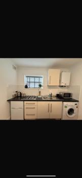 Lovely Studio Afc, London (photo 3)