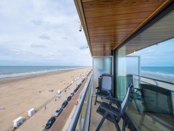 Modern studio with sea view and garage, Middelkerke (foto 5)